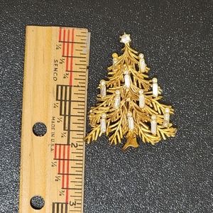 Vintage Signed M. Jent Classic Gold Christmas Tree Brooch Crystal Candles‎ Star